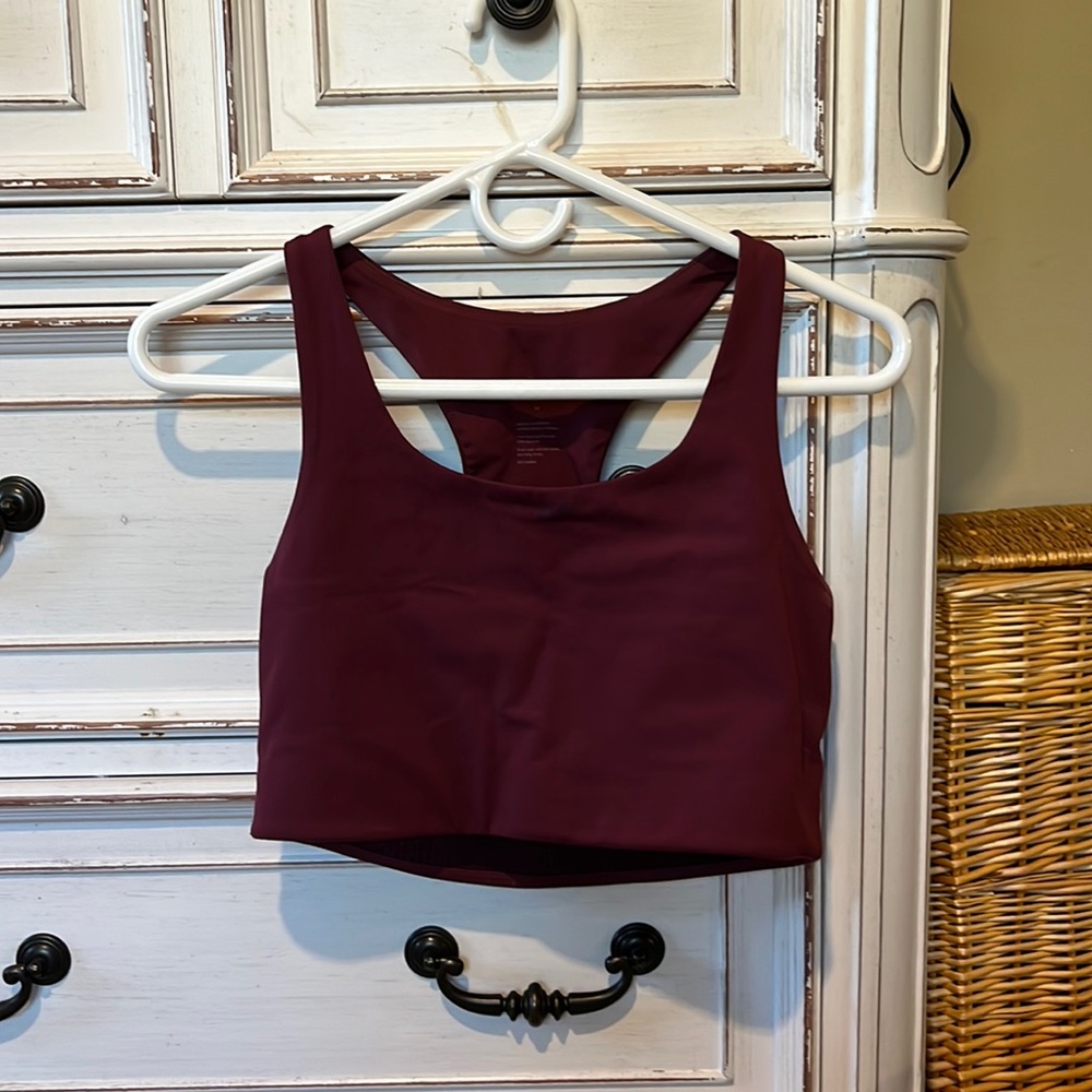 Crop workout top